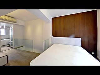 Soho - 16, Elgin Street 19