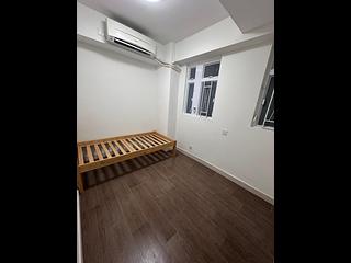Wan Chai - Cheong Ip Building 03