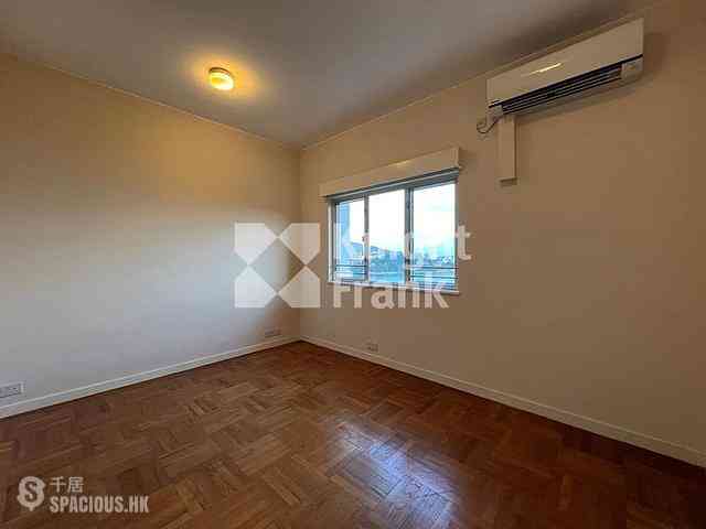 Chung Hom Kok - 30, Cape Road 05