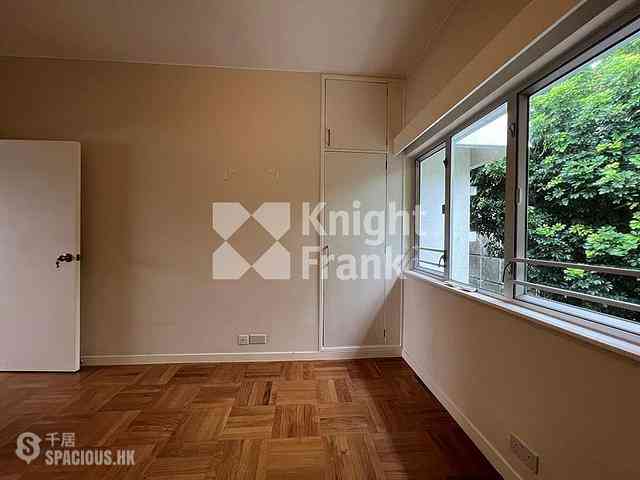 Chung Hom Kok - 30, Cape Road 08