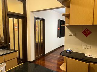 Causeway Bay - Pearl City Mansion Block C 05