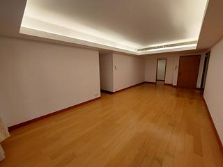 Wan Chai - Convention Plaza Apartments 05