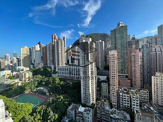 Sai Ying Pun - Island Crest Block 1 07