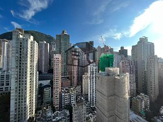 Sai Ying Pun - Island Crest Block 1 09