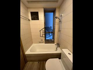 Sai Ying Pun - Island Crest Block 1 10