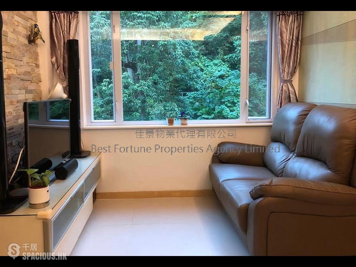 Kennedy Town - Chin Hom Court 01