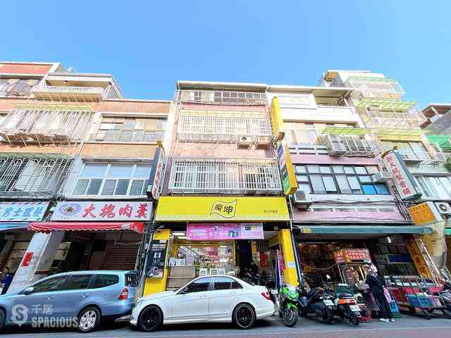 Datong - No. XXX, Dalong Street, Datong District, Taipei City, Taiwan 103 01