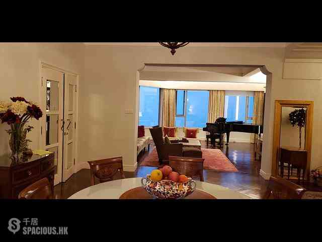 The Peak - La Hacienda Block B 03