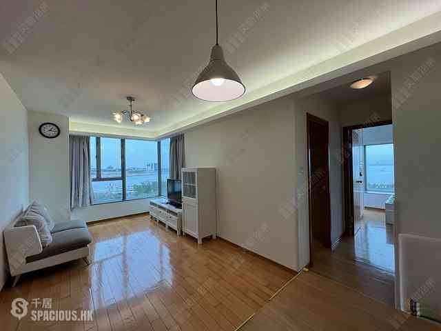 Tung Chung - Seaview Crescent Block 1 01