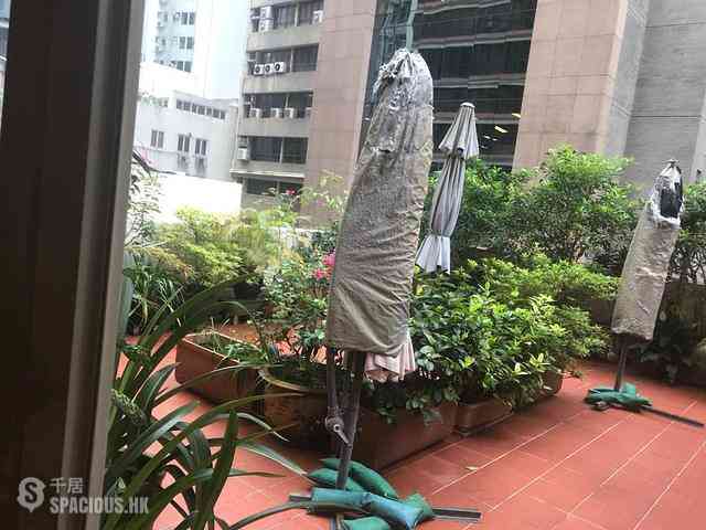 Sheung Wan - Ka Fung Building 01
