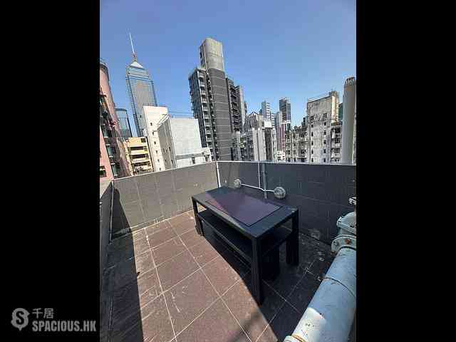 Wan Chai - Avery House 01