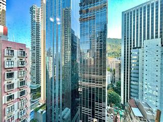 Wan Chai - The Avenue Phase 1 Block 5 08