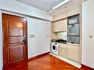 Wan Chai - The Avenue Phase 1 Block 5 09