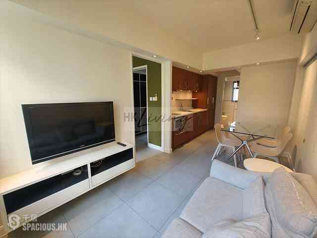 Wan Chai - New Sun House 02