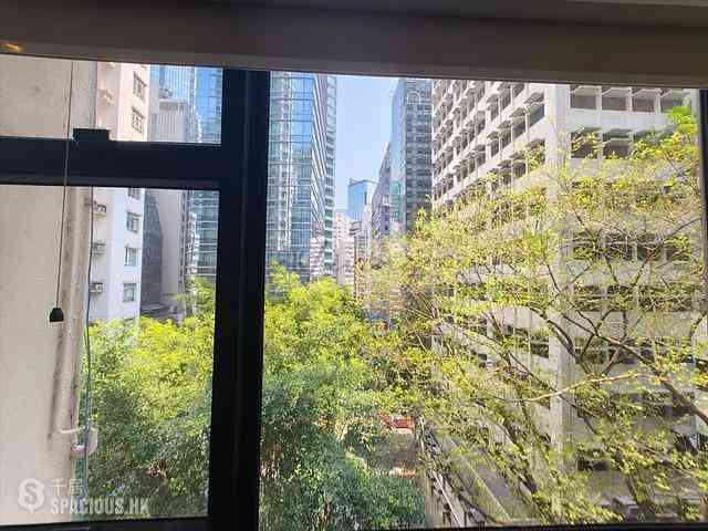 Wan Chai - New Sun House 08