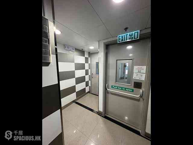 Sheung Wan - Hollywood Centre 08