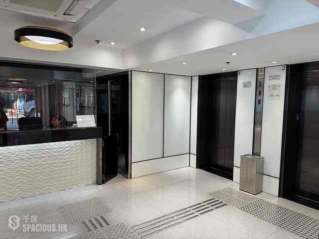 Sheung Wan - Hollywood Centre 05