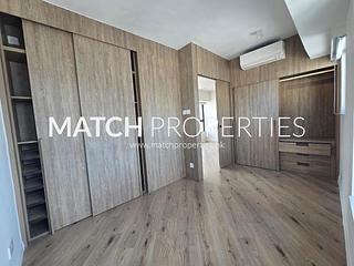 Sai Ying Pun - 111, High Street 04