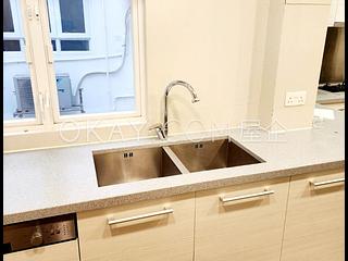 Mid Levels Central - Kam Yuen Mansion 08