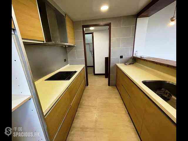 Tai Tam - Hong Kong Parkview Parkview Court Block 5 04
