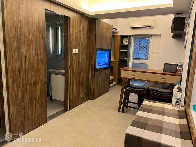 North Point - Fung Cheong Building 08
