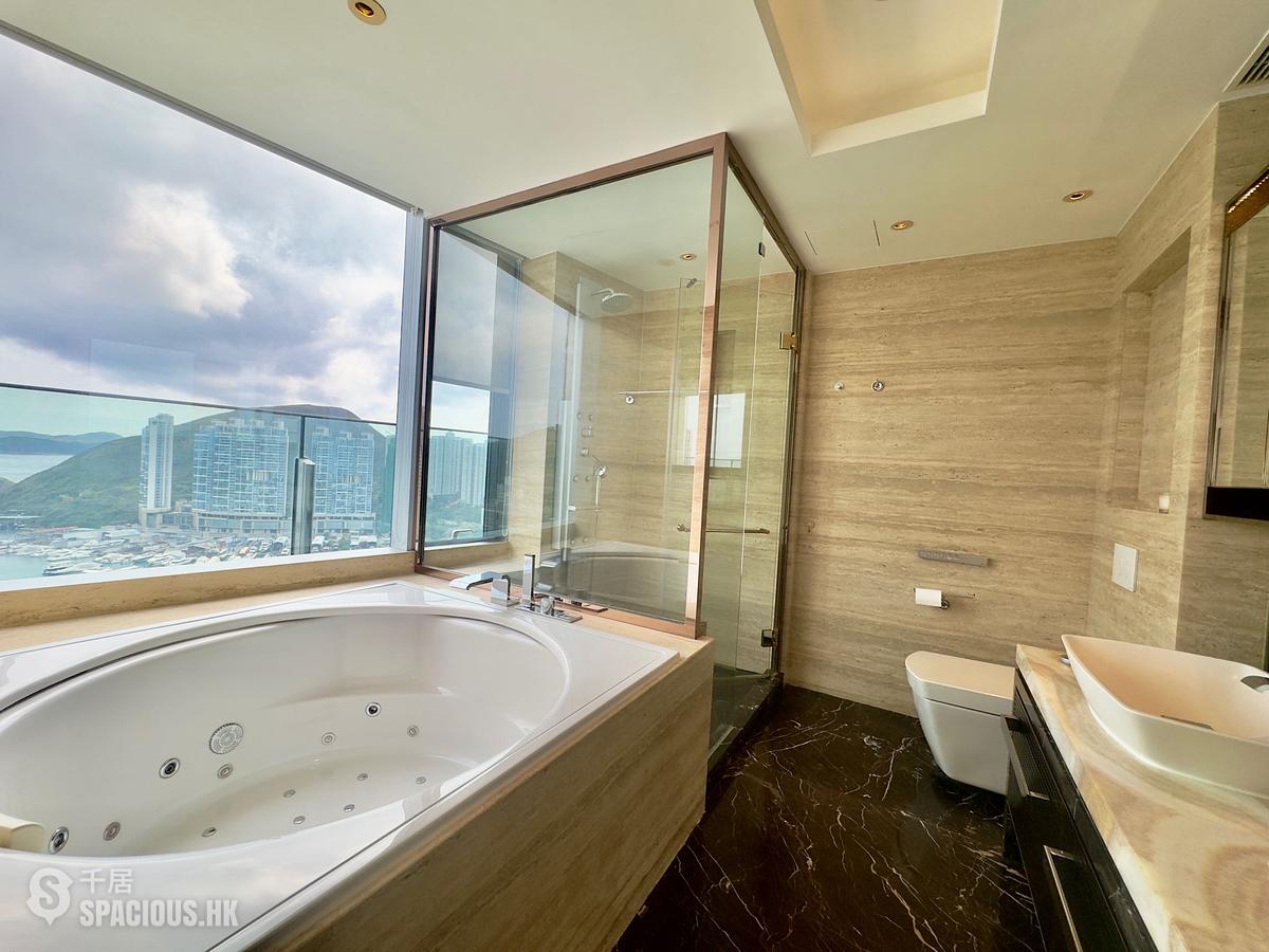 Wong Chuk Hang - Marinella 01