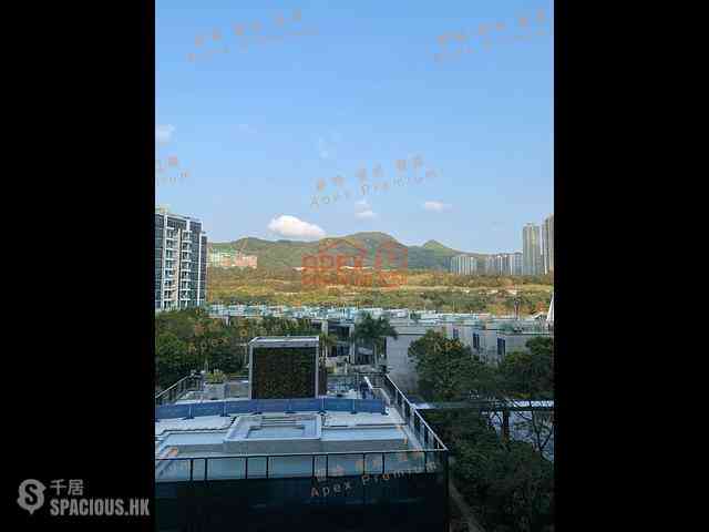 Tseung Kwan O - Monterey Block 3 09
