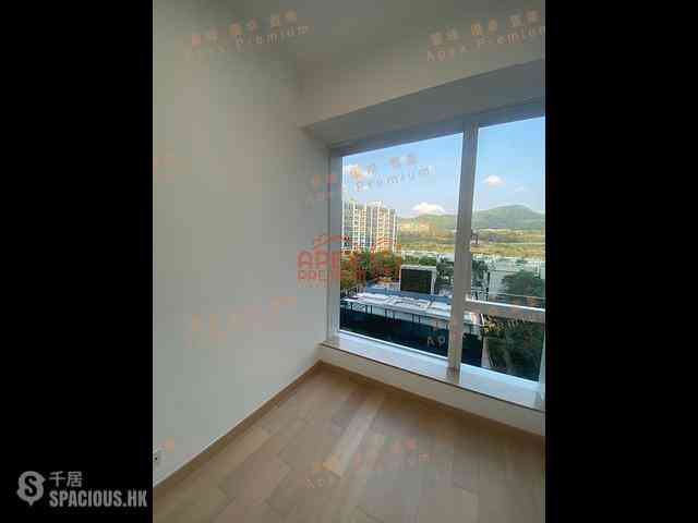 Tseung Kwan O - Monterey Block 3 05
