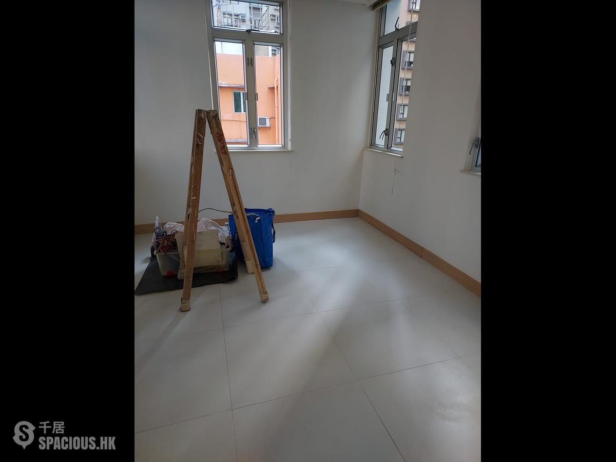 Wan Chai - St. Francis Mansion 01