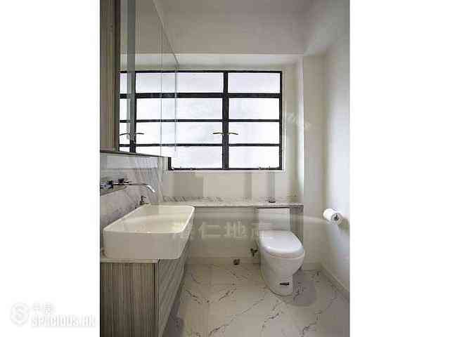Sai Ying Pun - Fook On Building 04