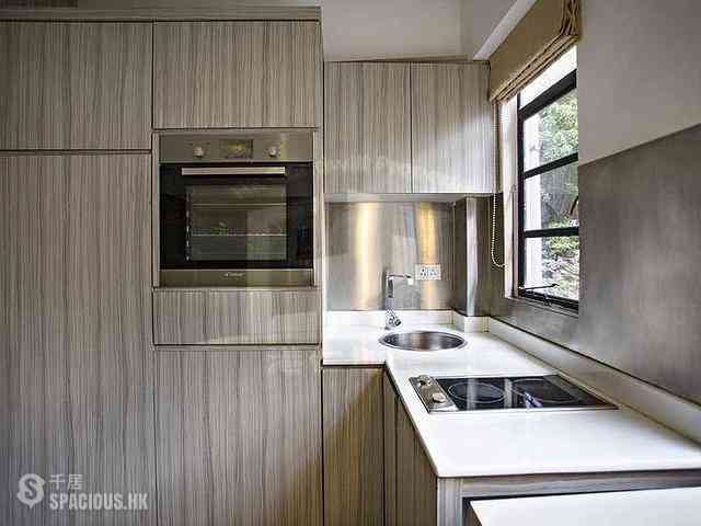 Sai Ying Pun - Fook On Building 10
