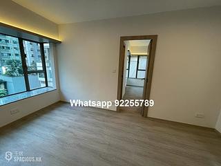 Mid Levels Central - Peach Blossom 02