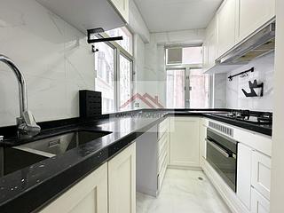 Mid Levels West - Hing Wah Mansions 03