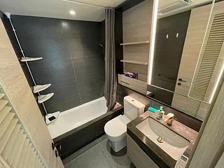 North Point - Fleur Pavilia Tower 2 02