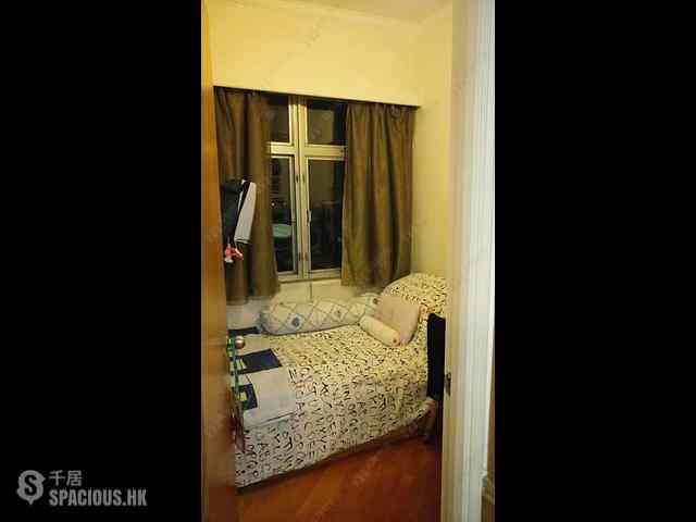 Shek Tong Tsui - Chester Court 06