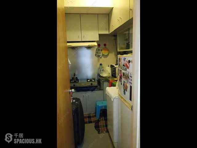 Shek Tong Tsui - Chester Court 04