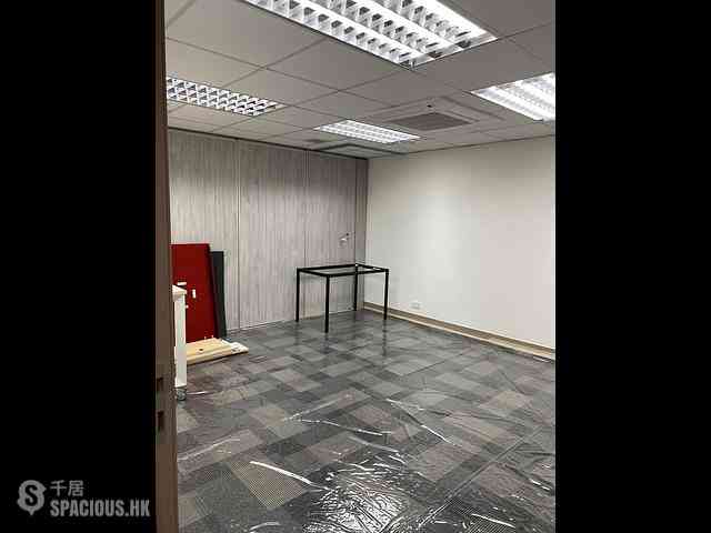 Kwai Chung - Roxy Industrial Centre 05