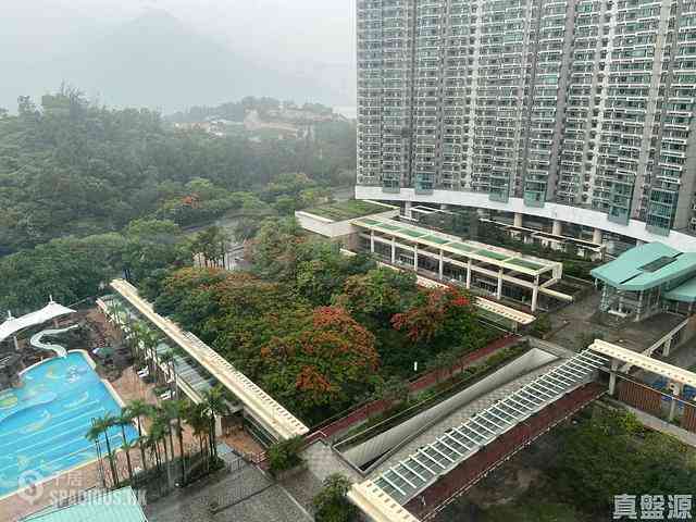 Tung Chung - Tung Chung Crescent 01