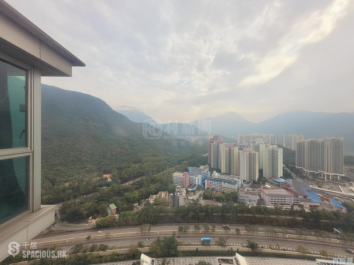 Tung Chung - Coastal Skyline 01