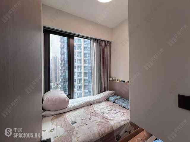 Kai Tak - Henley Park Mansion B 08