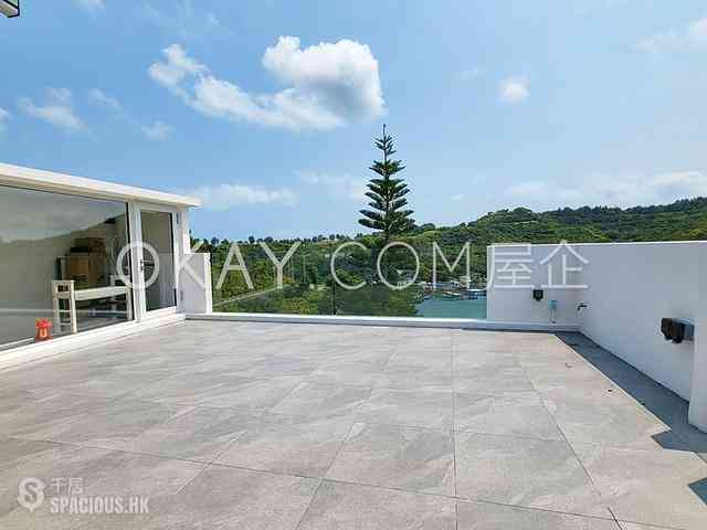 Clear Water Bay - Po Toi O Tsuen 02