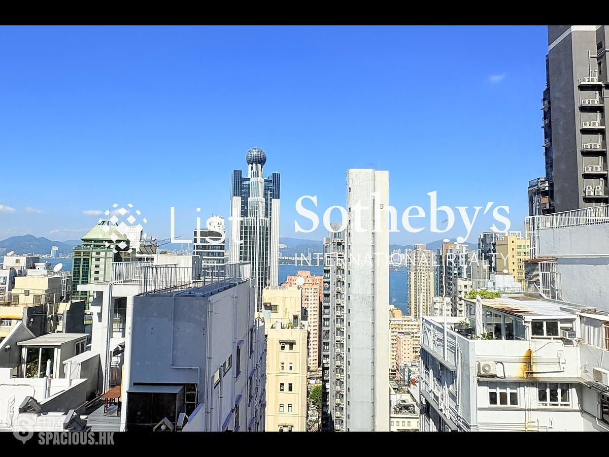 Sai Ying Pun - 111, High Street 01