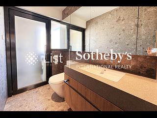 Sai Ying Pun - 111, High Street 08
