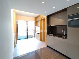 跑馬地 - Eight Kwai Fong Happy Valley 02