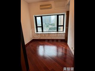 West Kowloon - The Arch Sky Tower (Block 1) 04
