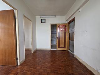 Sai Ying Pun - Kwan Yick Building Phase 3 Block A 03