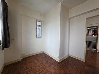 Sai Ying Pun - Kwan Yick Building Phase 3 Block A 08