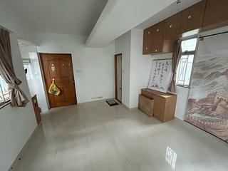 Sheung Wan - Des Voeux Building 02