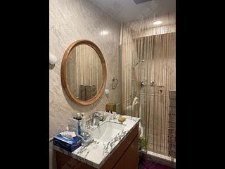Mid Levels Central - Carlos Court 03