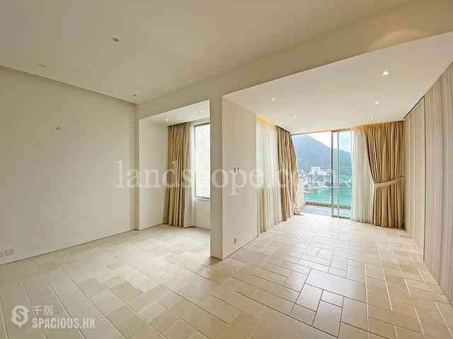 Repulse Bay - The Beachfront 04